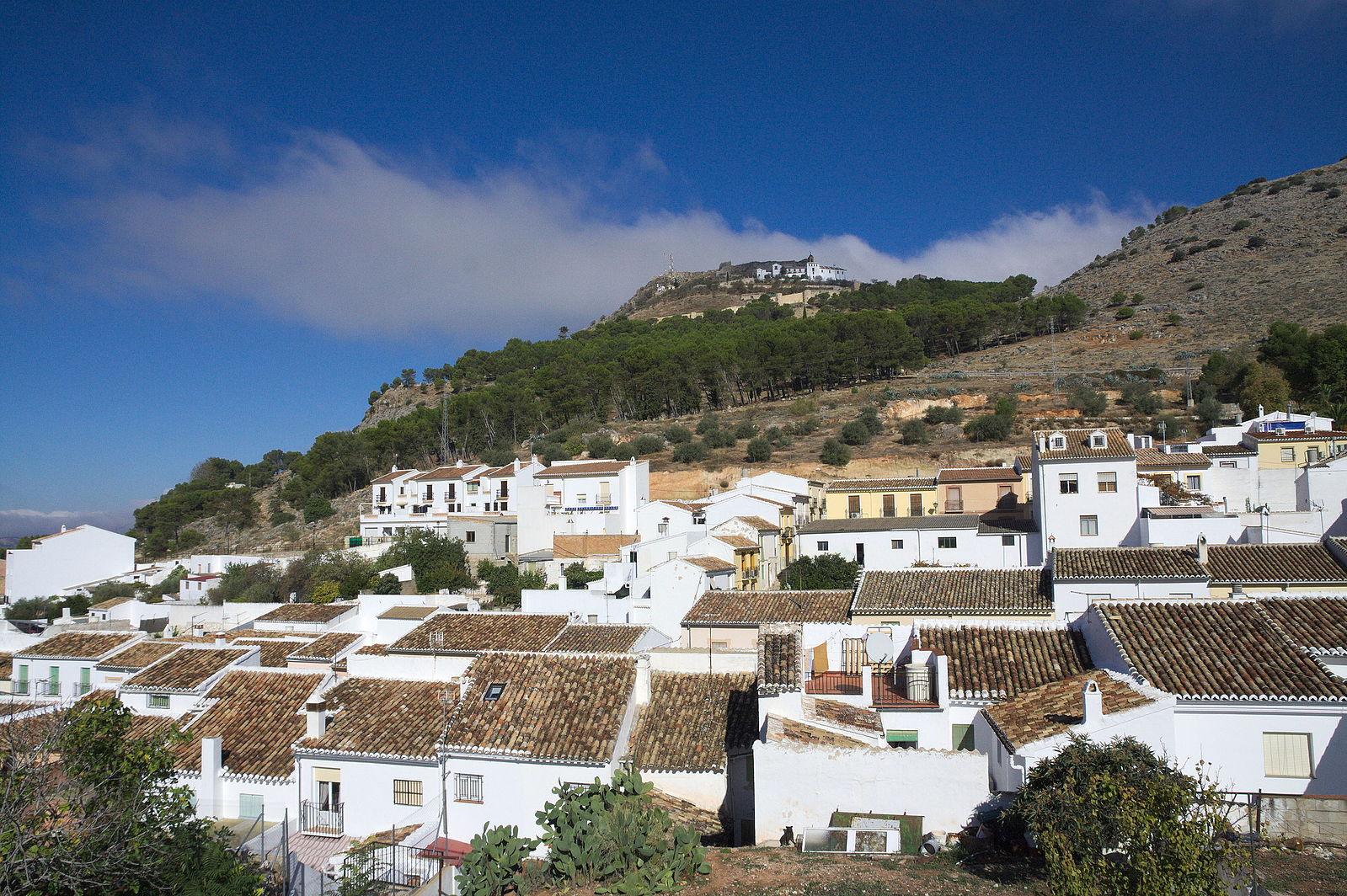 Archidona Welcomes Motorhome Travelers: New Parking Area Boosts Local Tourism!
